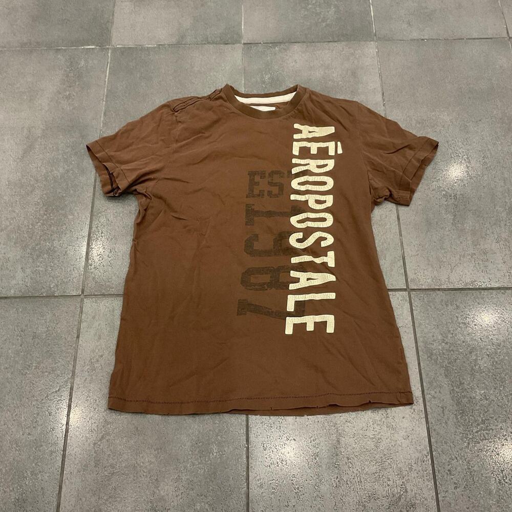 Brown aeropostale t shirt preloved printed
